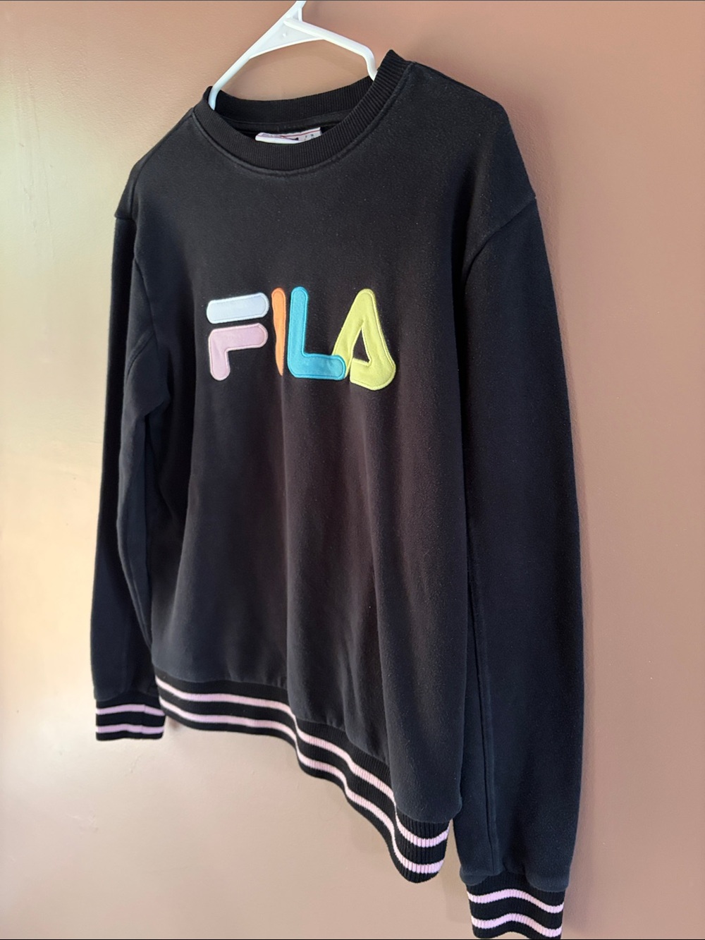 Y2K FILA Black Crewneck Sweater with Pastel Multicolor Logo - Picture 2 of 5